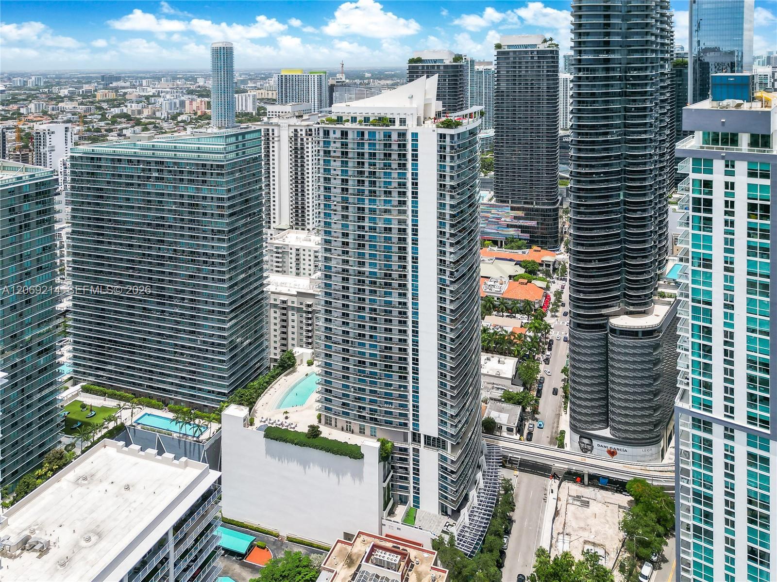 1100 S Miami Ave # 1607, Miami FL 33130 photo 2