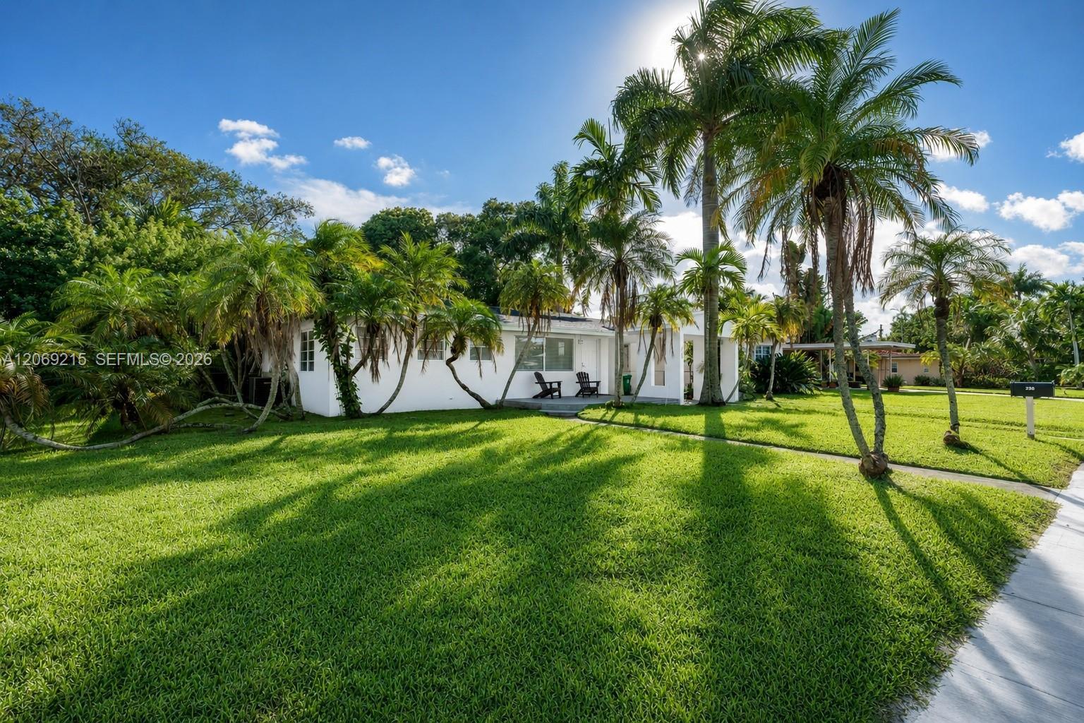 230 NE 2nd Pl, Dania Beach FL 33004 photo 4