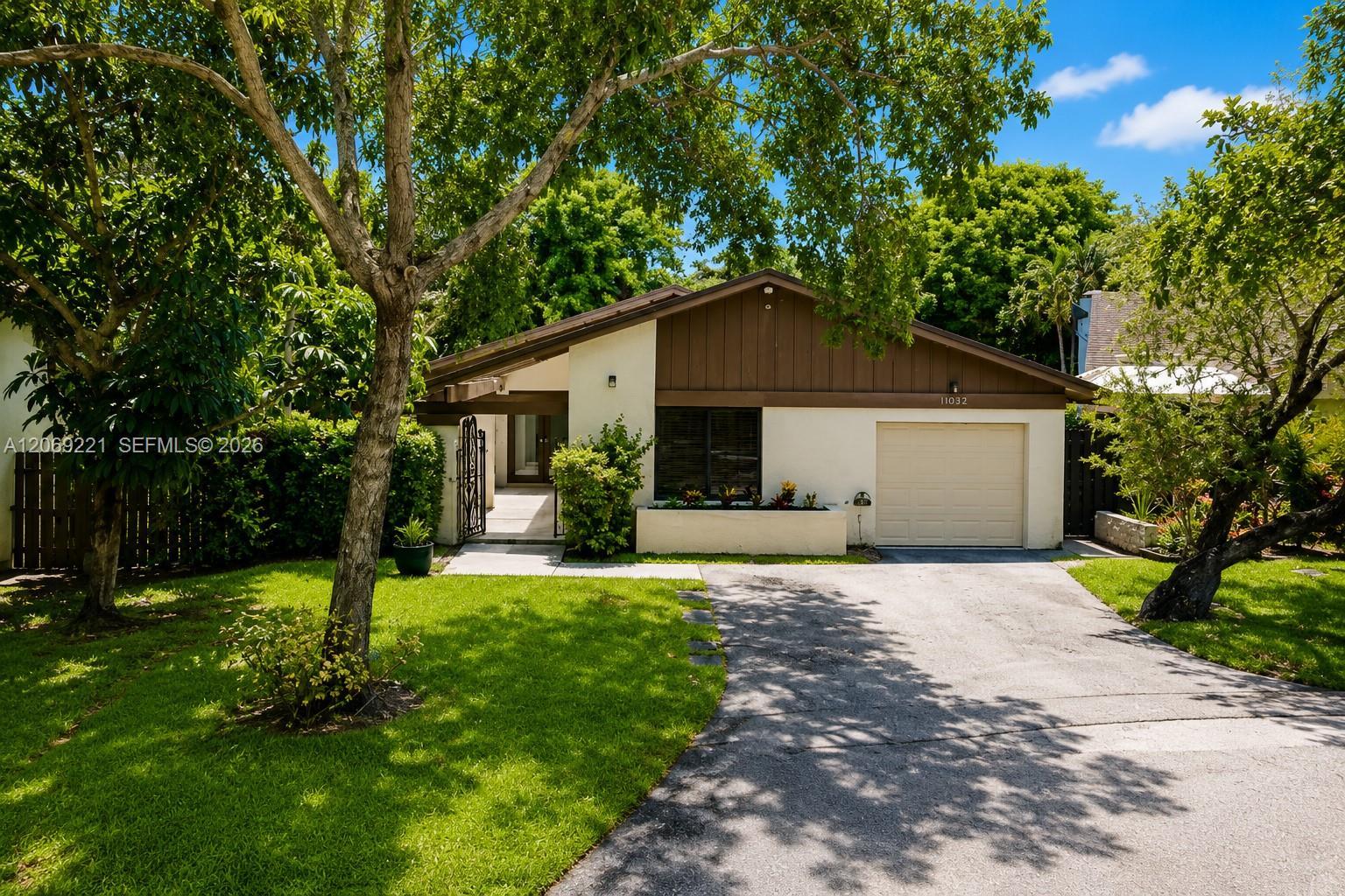 13508 SW 108th St Cir N, Miami FL 33186