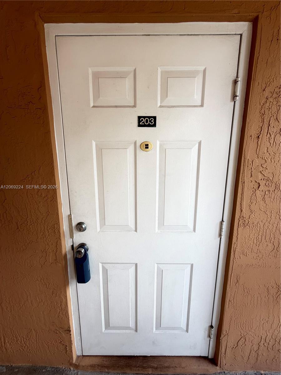7250 NW 177th St # 16, Hialeah FL 33015