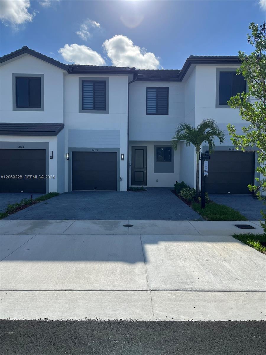 34515 SW 191st Ct, Miami FL 33034 photo 2