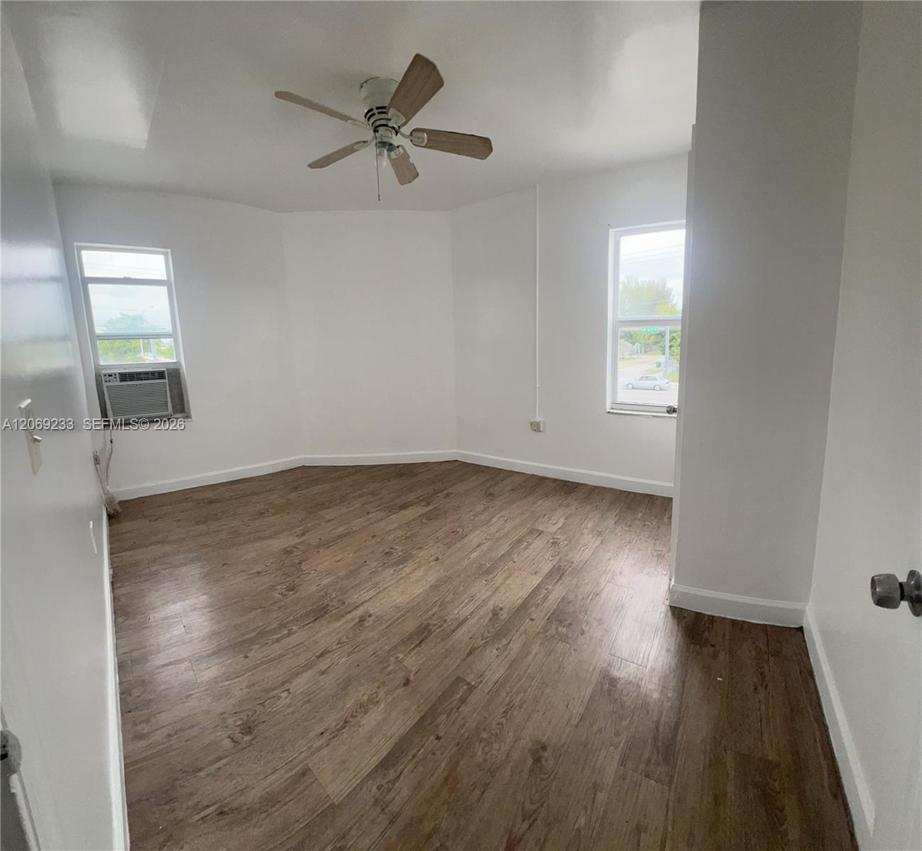 1186 NW 103rd St # 2, Miami FL 33150 photo 2
