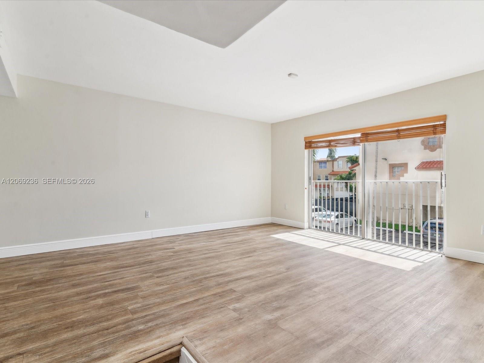 390 NW 86th Pl # 201, Miami FL 33126 photo 5
