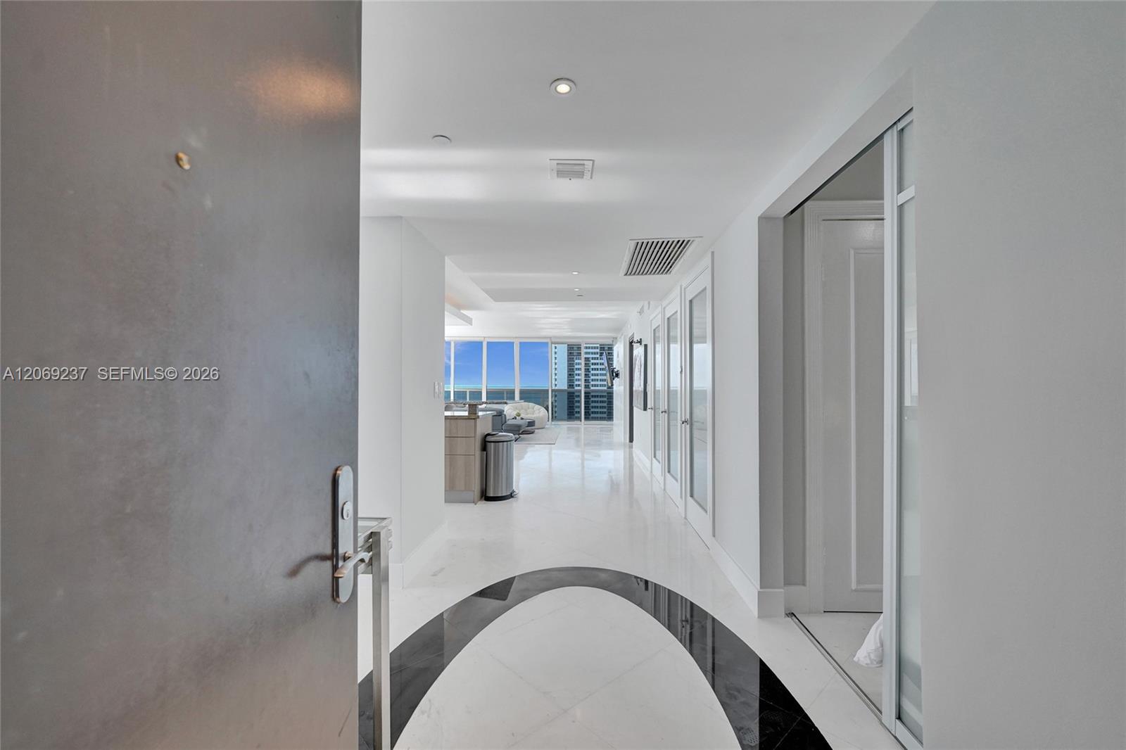1830 S Ocean Dr # 1502, Hallandale Beach FL 33009 photo 3