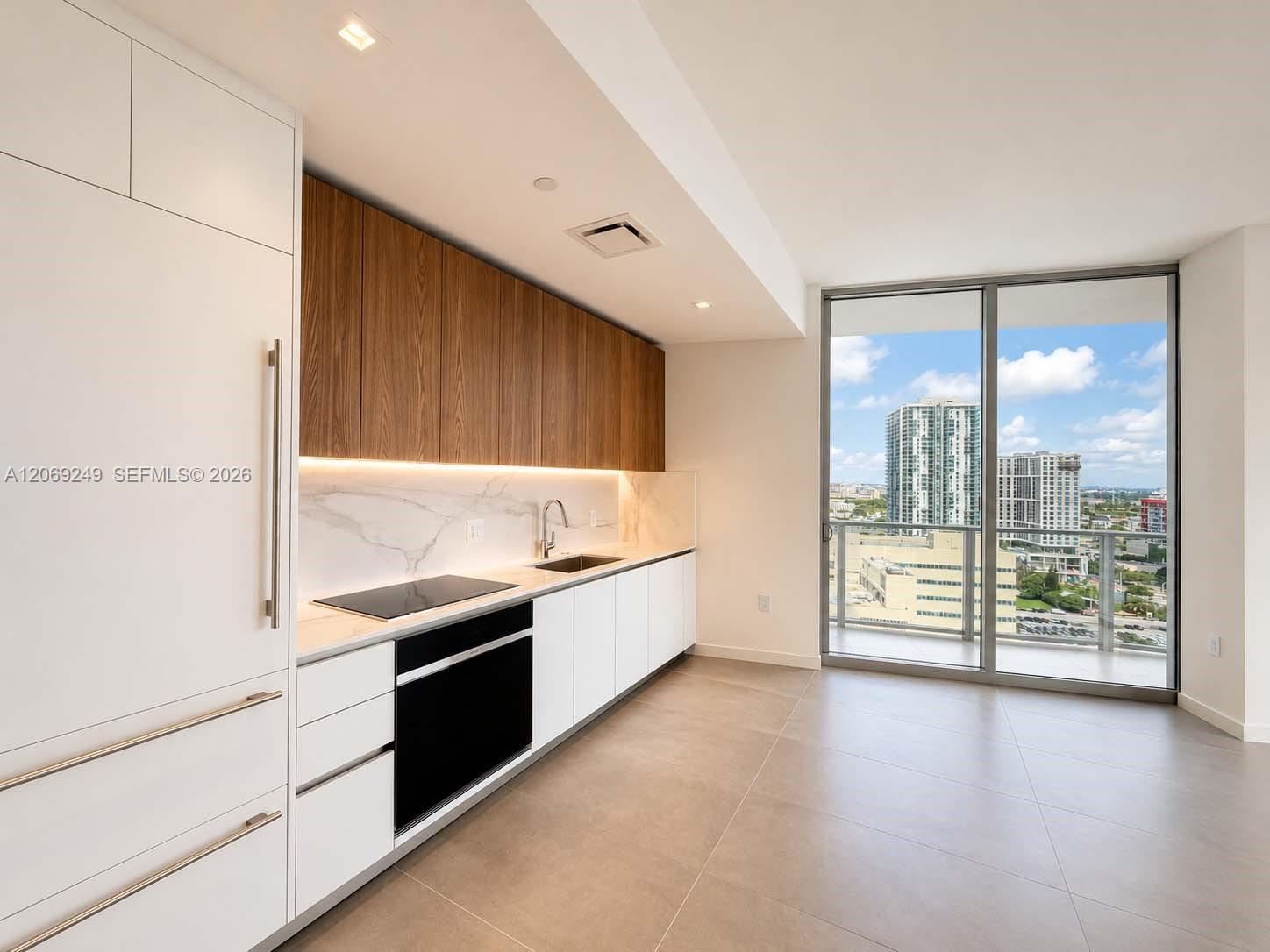 1400 Biscayne Blvd # 1807, Miami FL 33132 photo 4