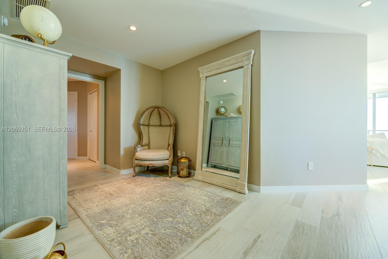 480 NE 31 ST # 2601, Miami FL 33137 photo 2