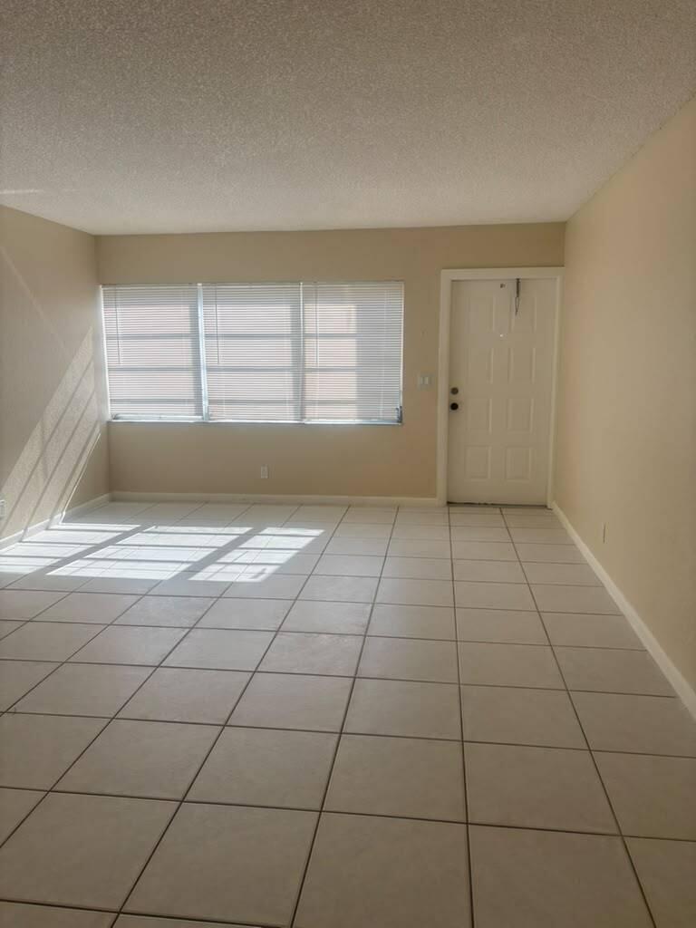 9980 TWIN LAKES Drive # C, Coral Springs FL 33071 photo 2