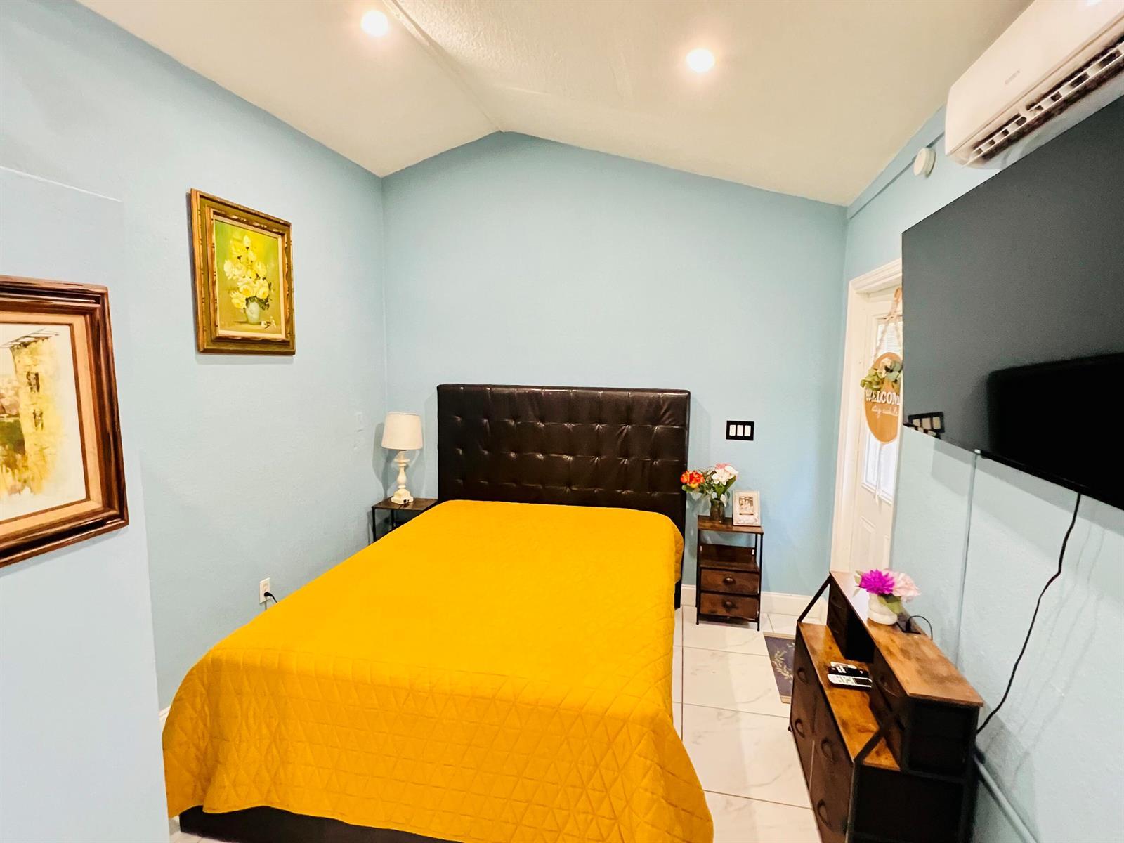 3387 NW 37TH Avenue, Lauderdale Lakes FL 33309 photo 2