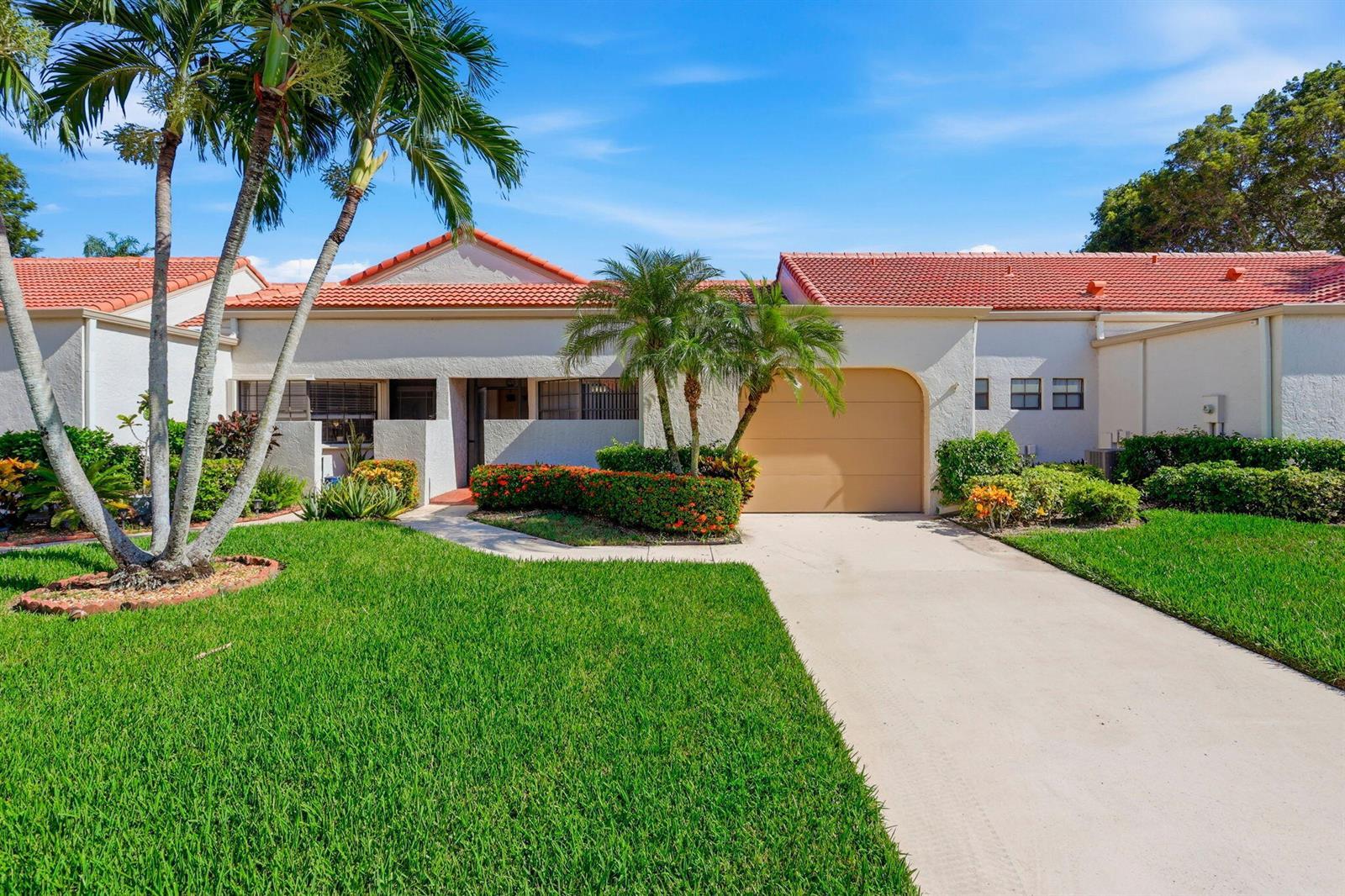 5887 PARKWALK Circle W, Boynton Beach FL 33472 photo 2