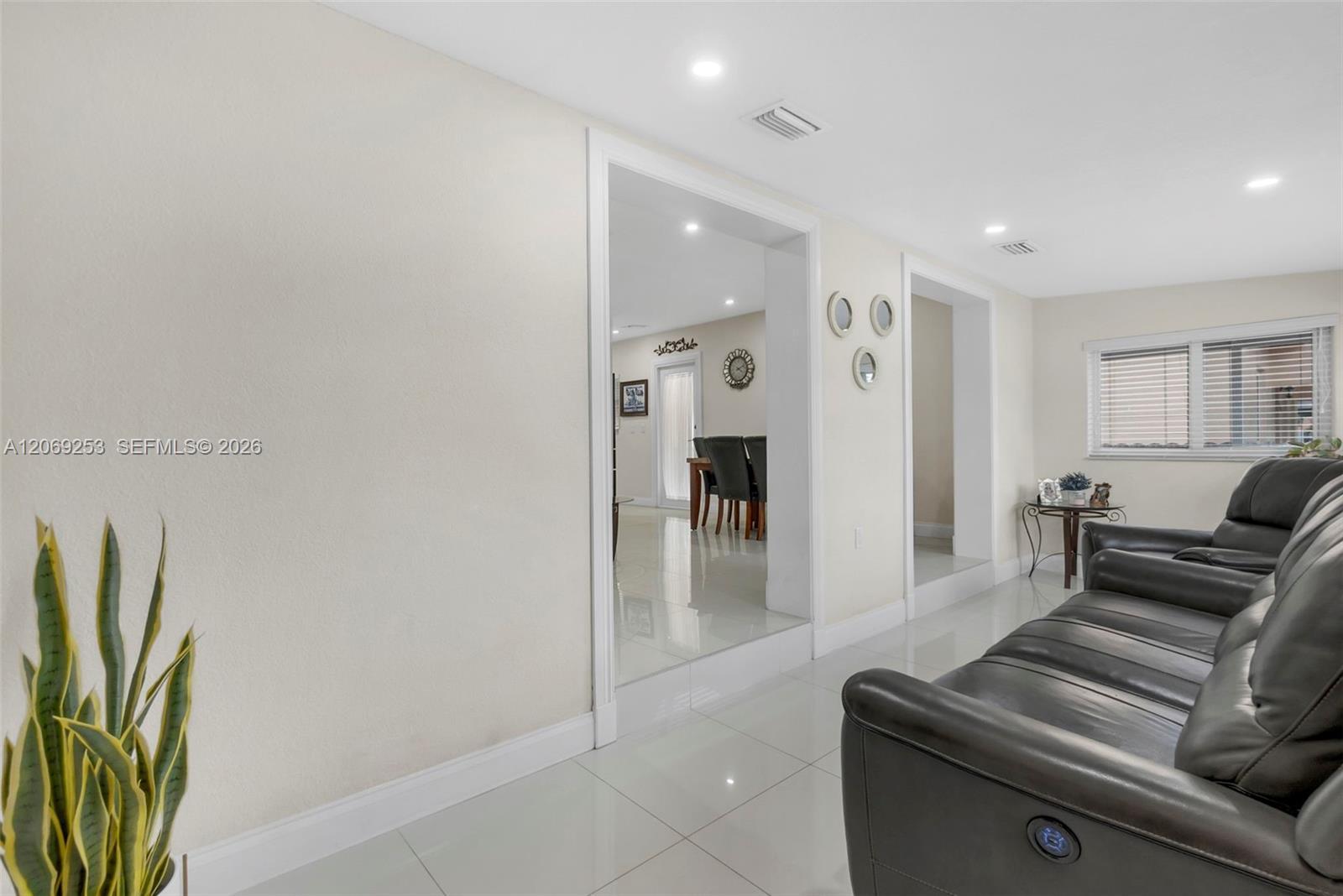 142 W 35th St, Hialeah FL 33012 photo 4