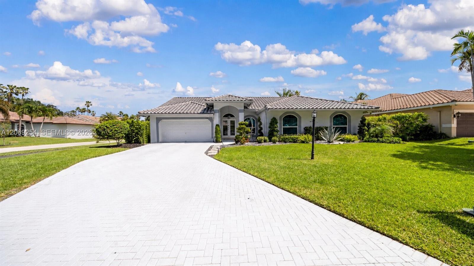 10602 NW 49th Pl, Coral Springs FL 33076 photo 4