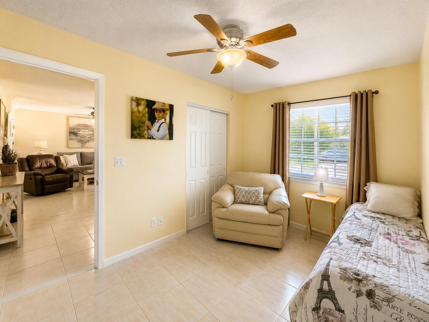 4815 GLADIATOR Circle, FL 33463 photo 3