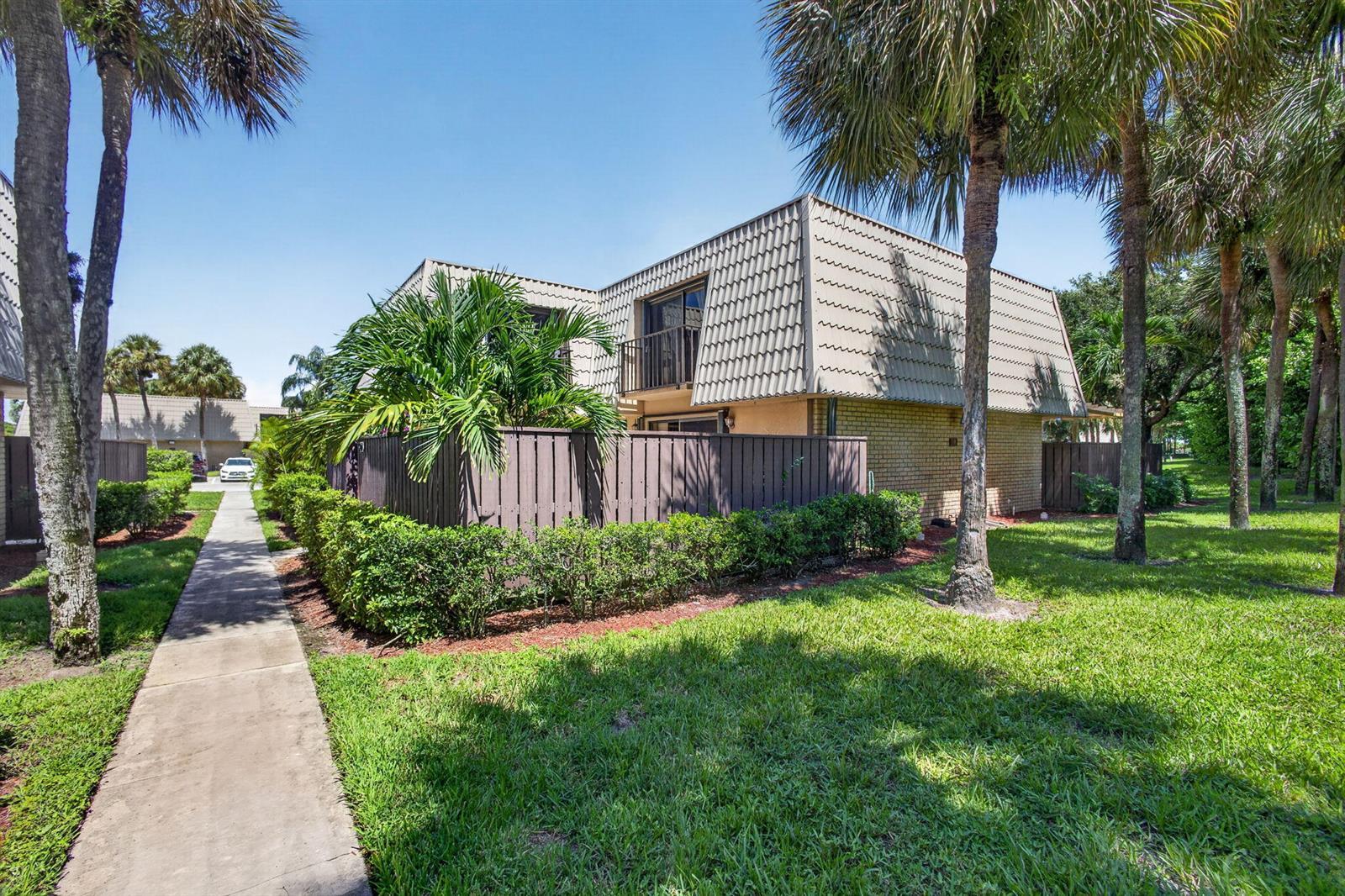 5107 51ST Way, West Palm Beach FL 33409 photo 3