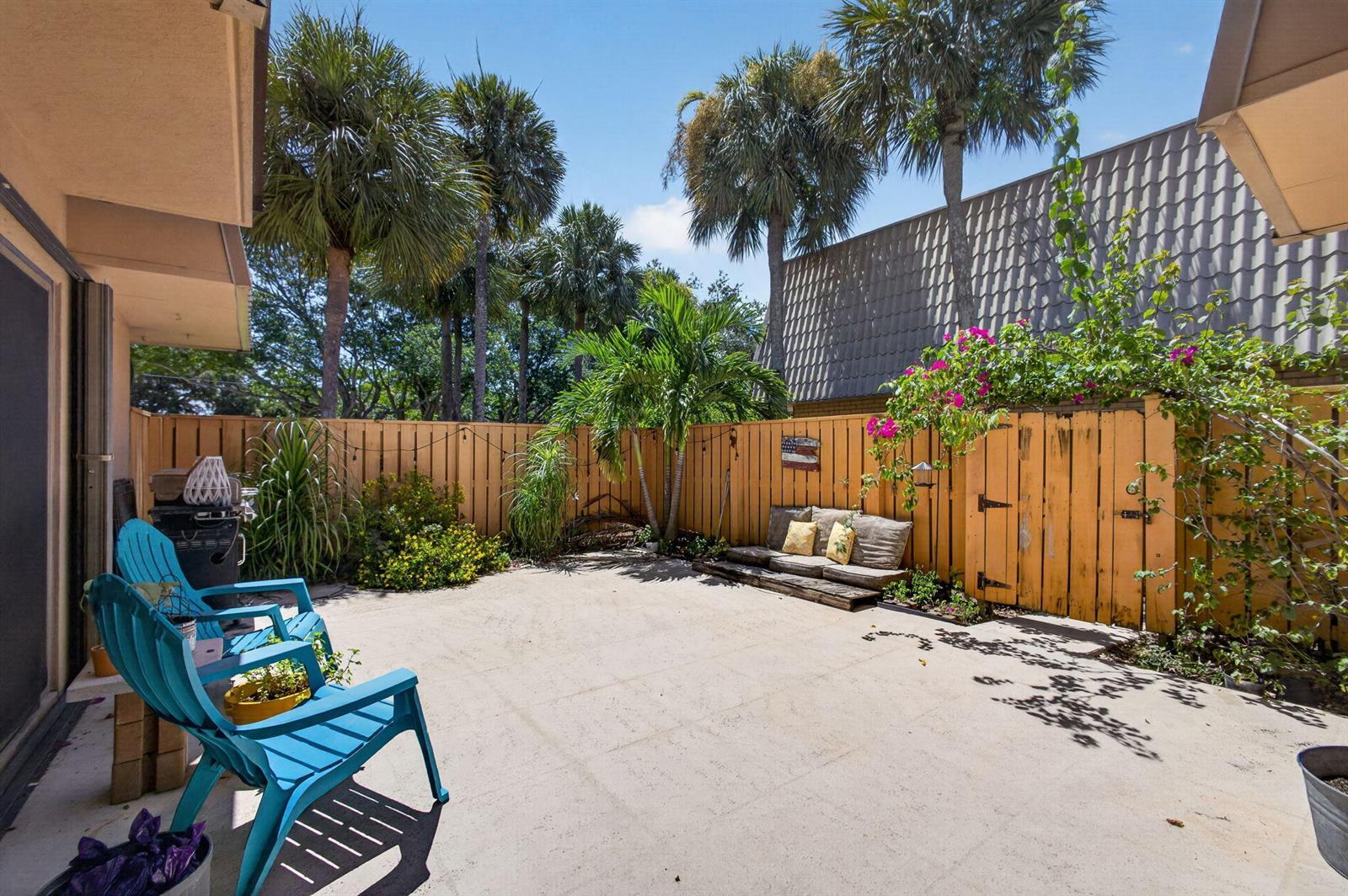 5107 51ST Way, West Palm Beach FL 33409 photo 4