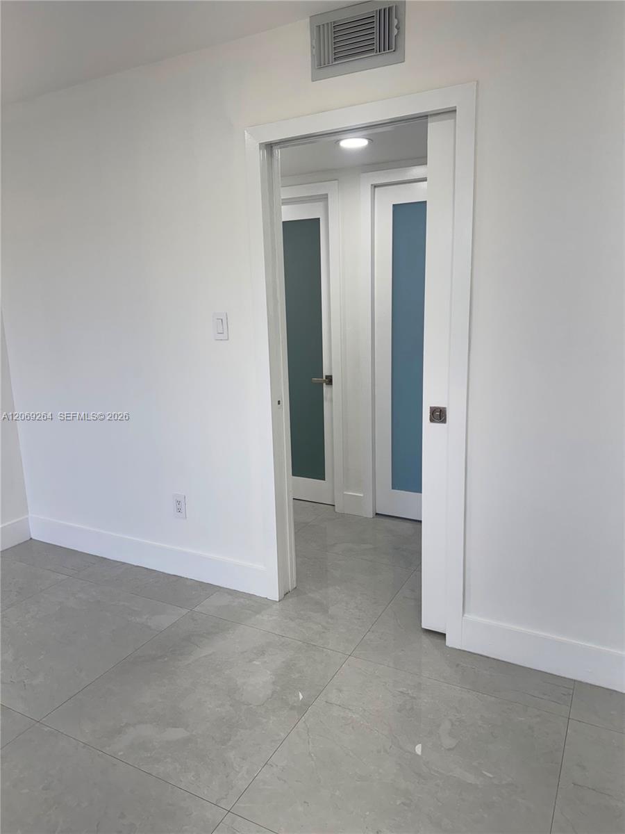 8635 NW 8th St # 413, Miami FL 33126 photo 3