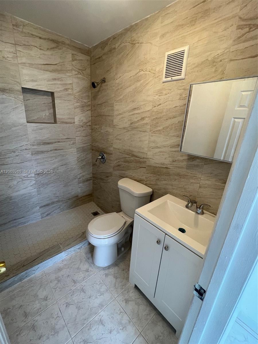 10500 SW 8th St # 410, Miami FL 33174 photo 4