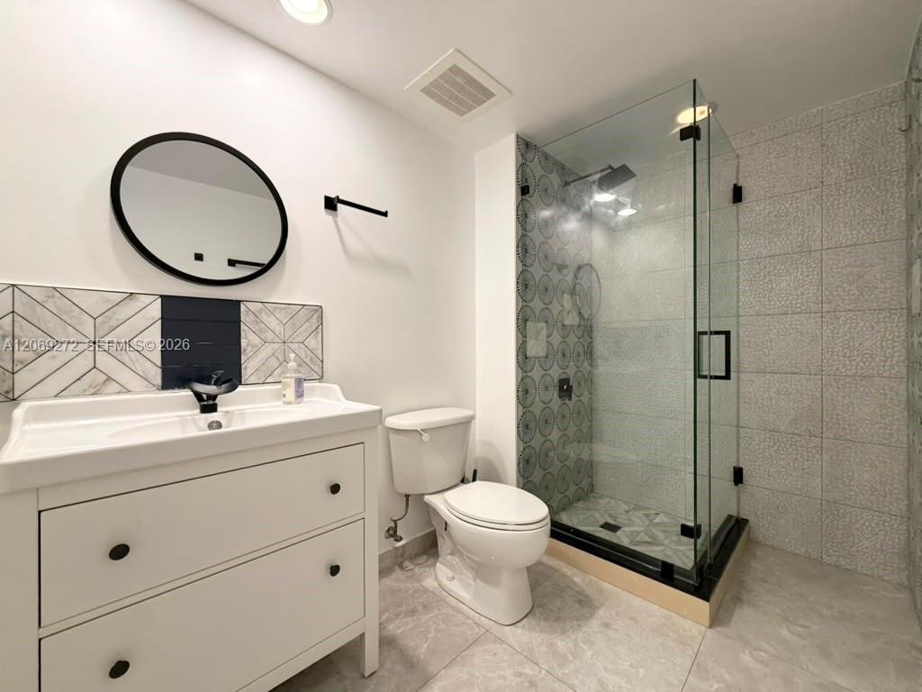 950 Brickell Bay Dr # 1108, Miami FL 33131 photo 5