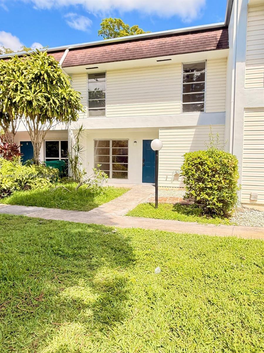3301 Raleigh St # 4D, Hollywood FL 33021 photo 2