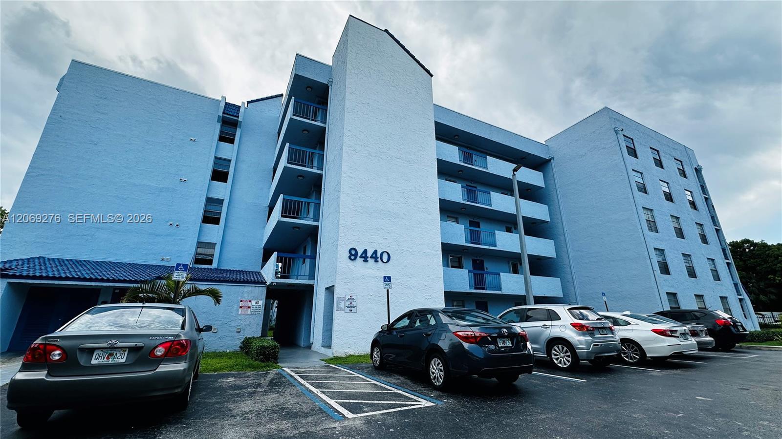 9440 Fontainebleau Blvd # 508, Miami FL 33172