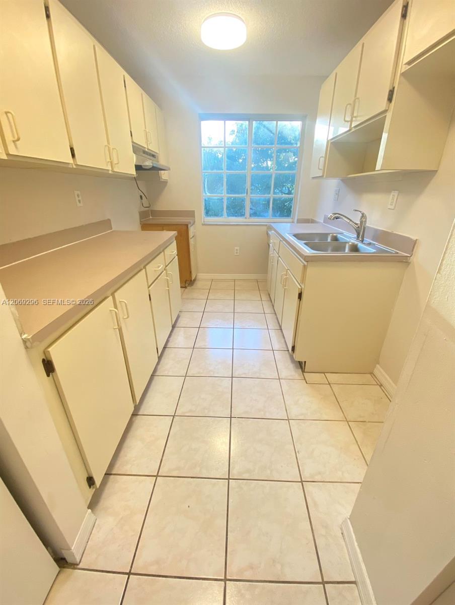 800 SW 10th Ave # 830, Hallandale Beach FL 33009 photo 4