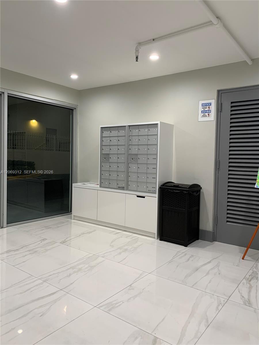 395 NE 21st St # 603, Miami FL 33137 photo 4