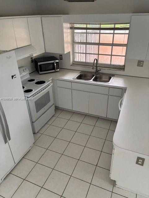 15852 SW 71st Ter # 0, Miami FL 33193 photo 2