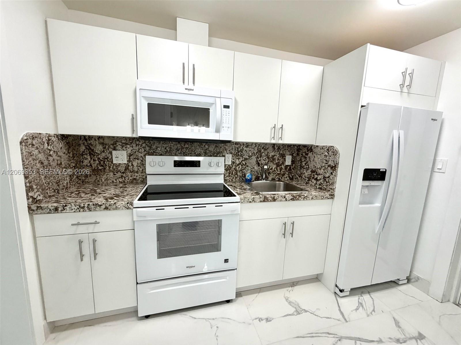 931 SW 82nd Ave # 3, Miami FL 33144 photo 2