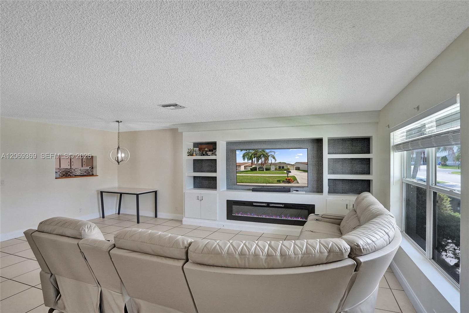 5451 Chicory Ln, Lake Worth FL 33463 photo 4