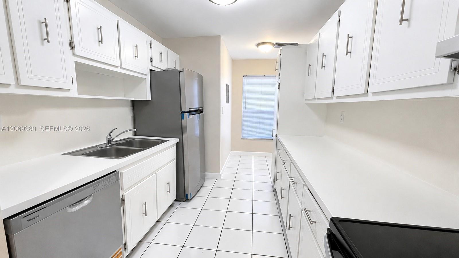 7345 W 4th Ave # 402, Hialeah FL 33014 photo 2