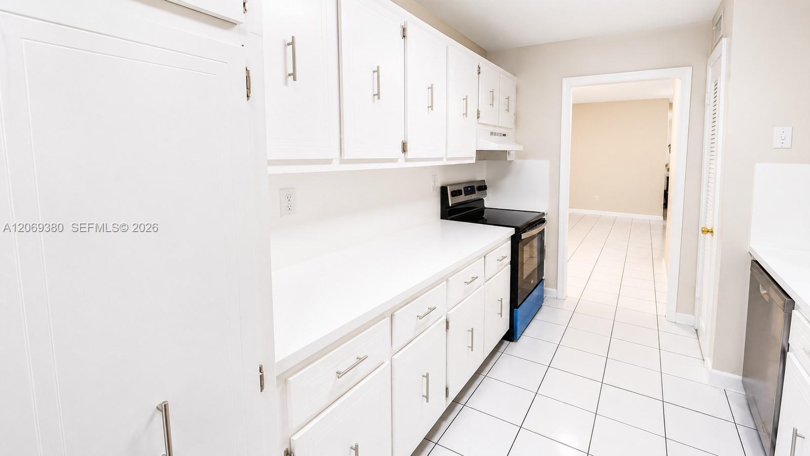 7345 W 4th Ave # 402, Hialeah FL 33014 photo 4