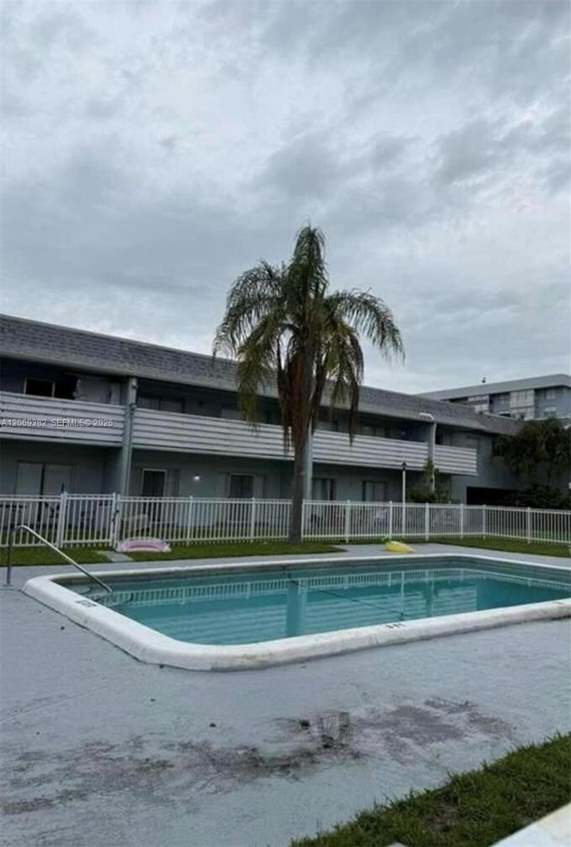 4251 NW 5th St # 131, Plantation FL 33317