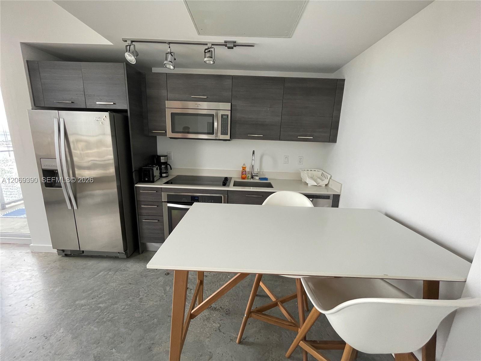151 SE 1st St # 3004, Miami FL 33131