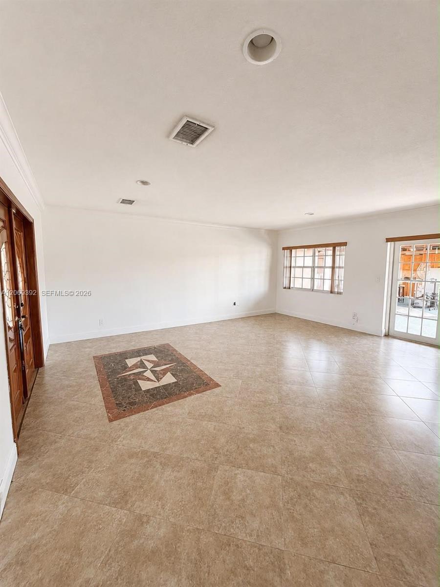 10955 SW 177th Ter, Miami FL 33157 photo 2