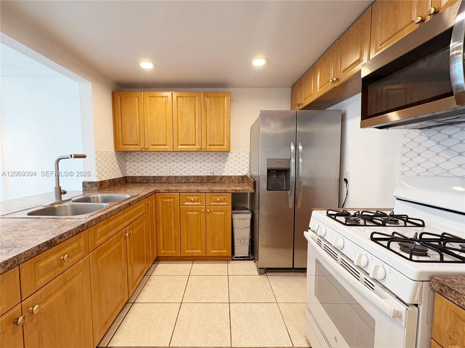 2175 NE 170th St # 104, North Miami Beach FL 33162 photo 5