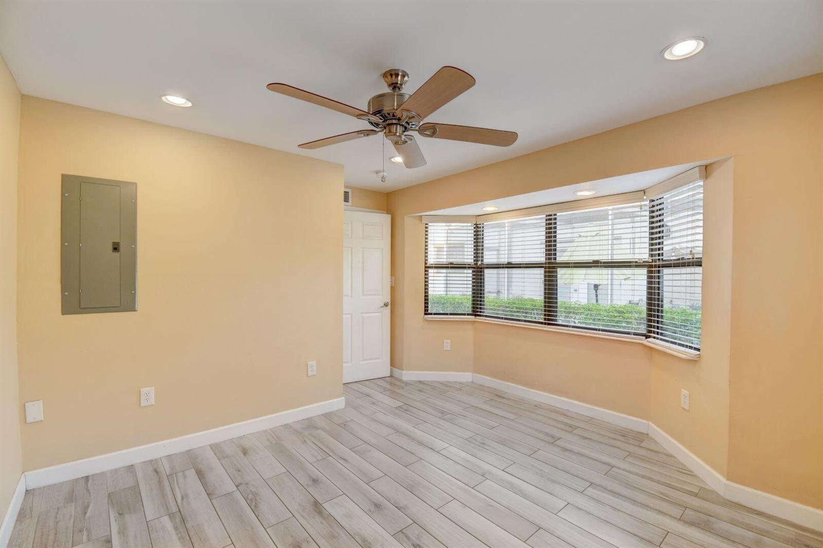 1316 DATE PALM Drive Rear, Lantana FL 33462 photo 5