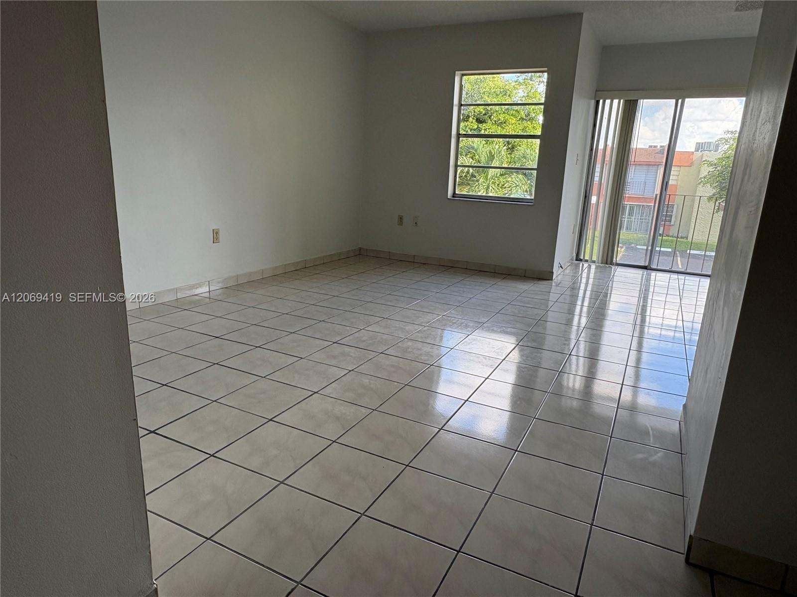 9331 SW 4th St # 202B, Miami FL 33174 photo 2