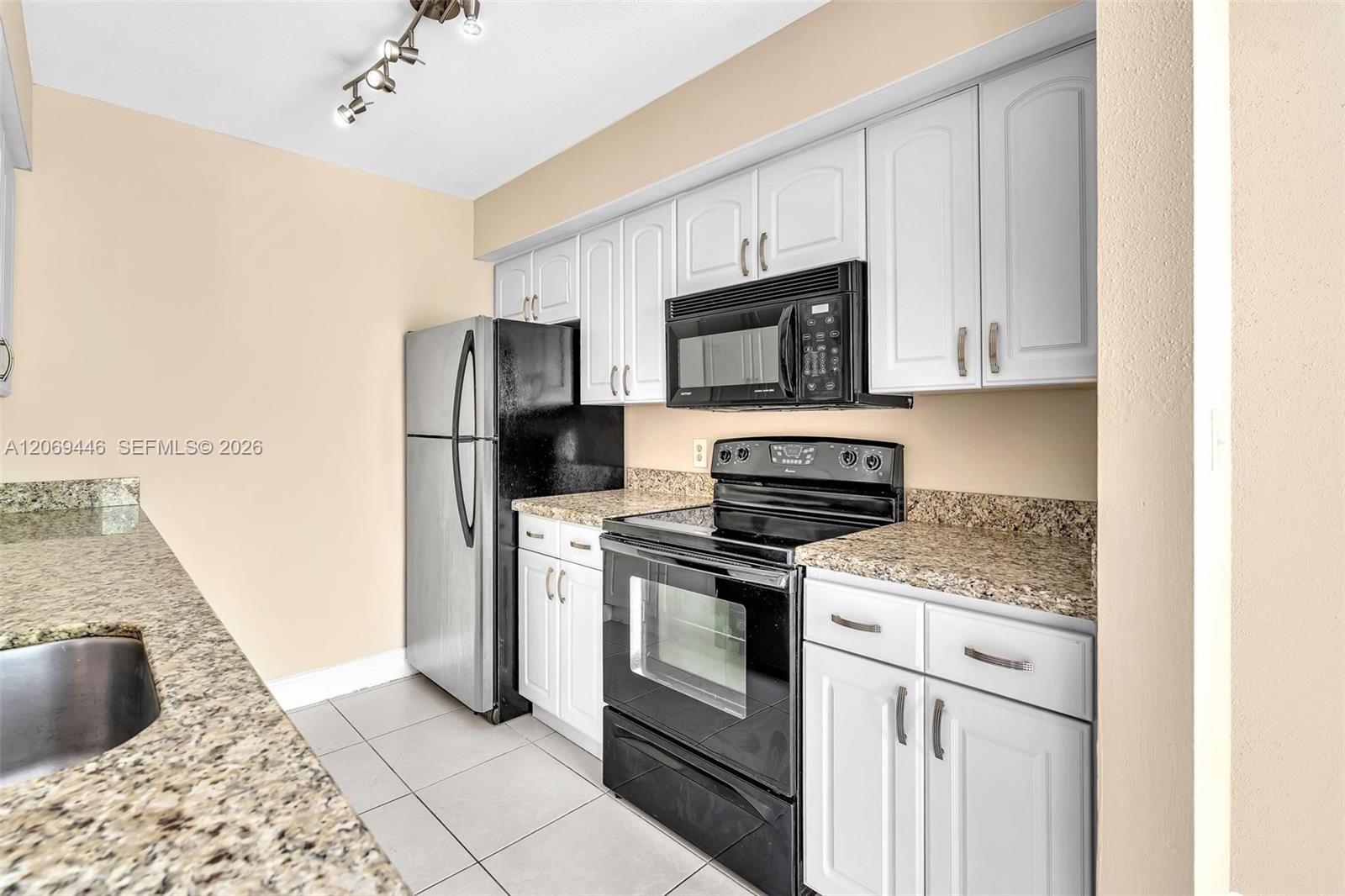 2667 NW 33rd St # 2413, Oakland Park FL 33309 photo 3