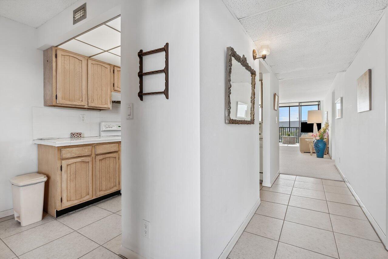 13 Royal Palm Way # 602, Boca Raton FL 33432 photo 4