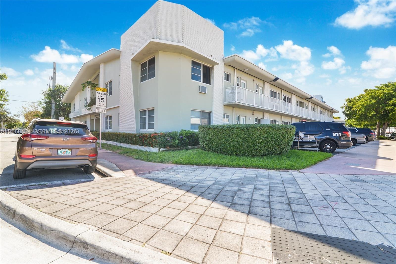 6930 Rue Versailles # 18, Miami Beach FL 33141 photo 3