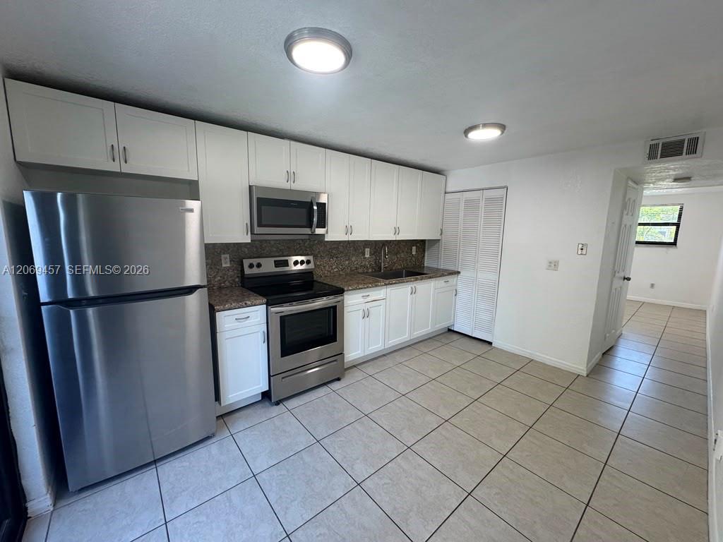 3011 SW 1st Ave # 10, Miami FL 33129