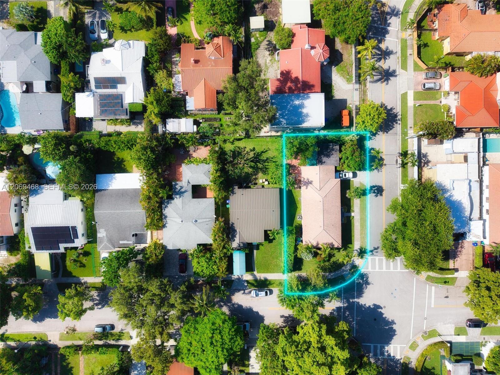2470 SW 23rd Ave, Miami FL 33145 photo 5