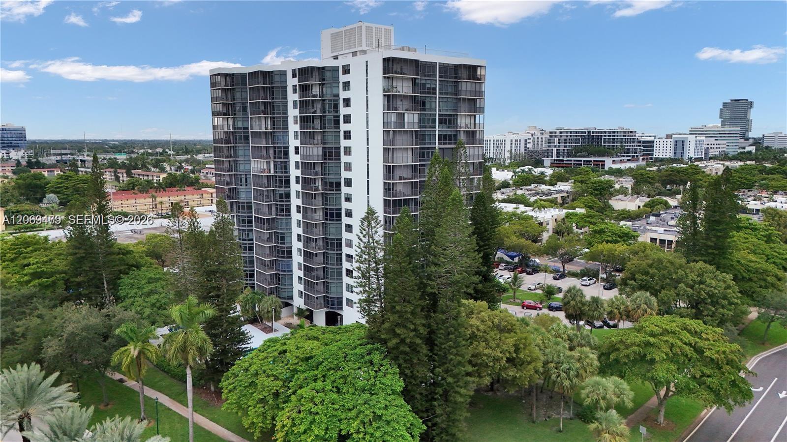 20100 W Country Club Dr # 1003, Aventura FL 33180