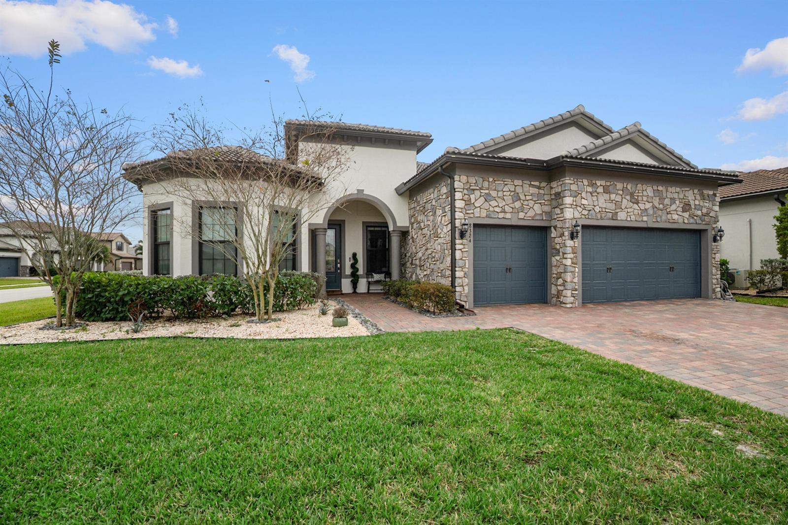 8324 PEDIGREE Circle, Lake Worth FL 33467 photo 4
