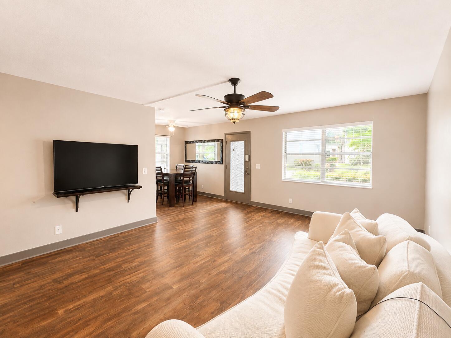 99 Flanders C, Delray Beach FL 33484 photo 4