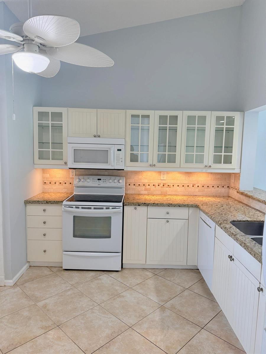2351 NE 14th Street Causeway # 537, Pompano Beach FL 33062
