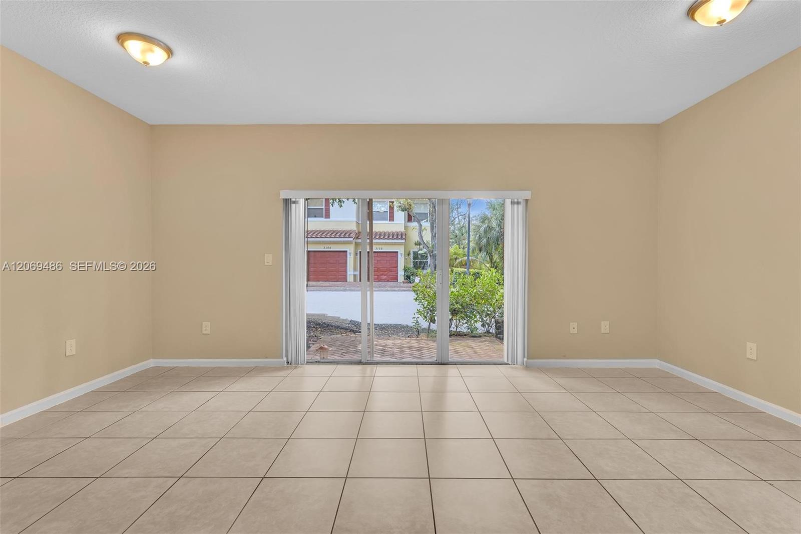 3102 NW 24th Way, Oakland Park FL 33309 photo 5