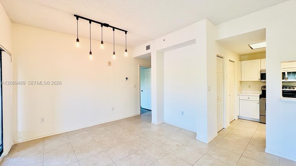 2807 Veronia Dr # 201, Palm Beach Gardens FL 33410 photo 5