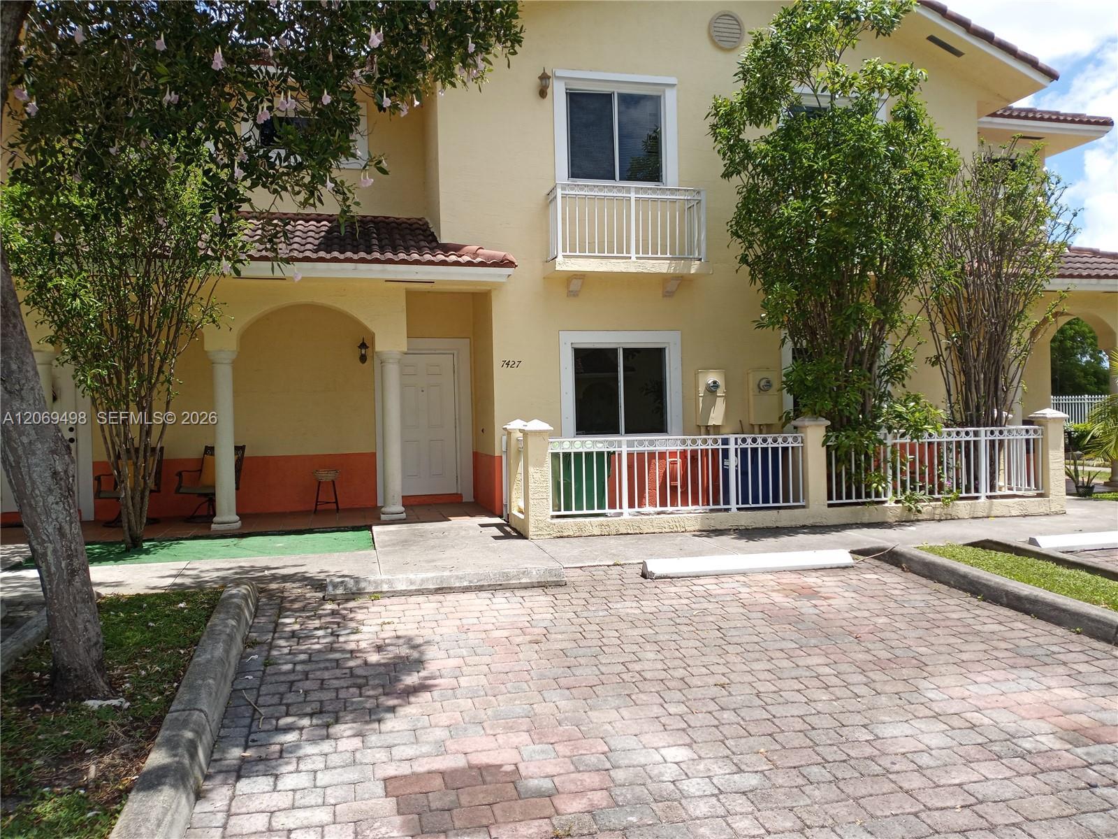 7427 NW 181st Ter # 7427, Hialeah FL 33015