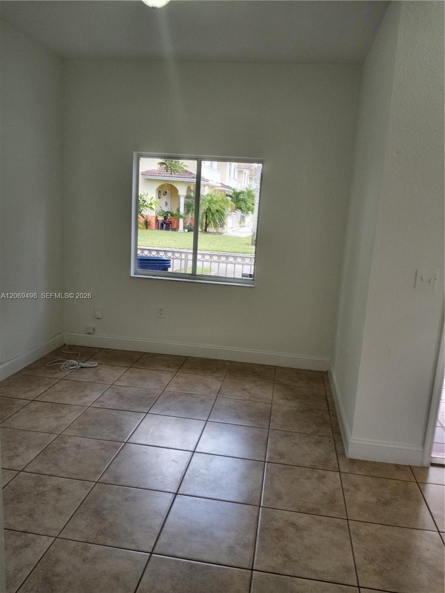 7427 NW 181st Ter # 7427, Hialeah FL 33015 photo 4