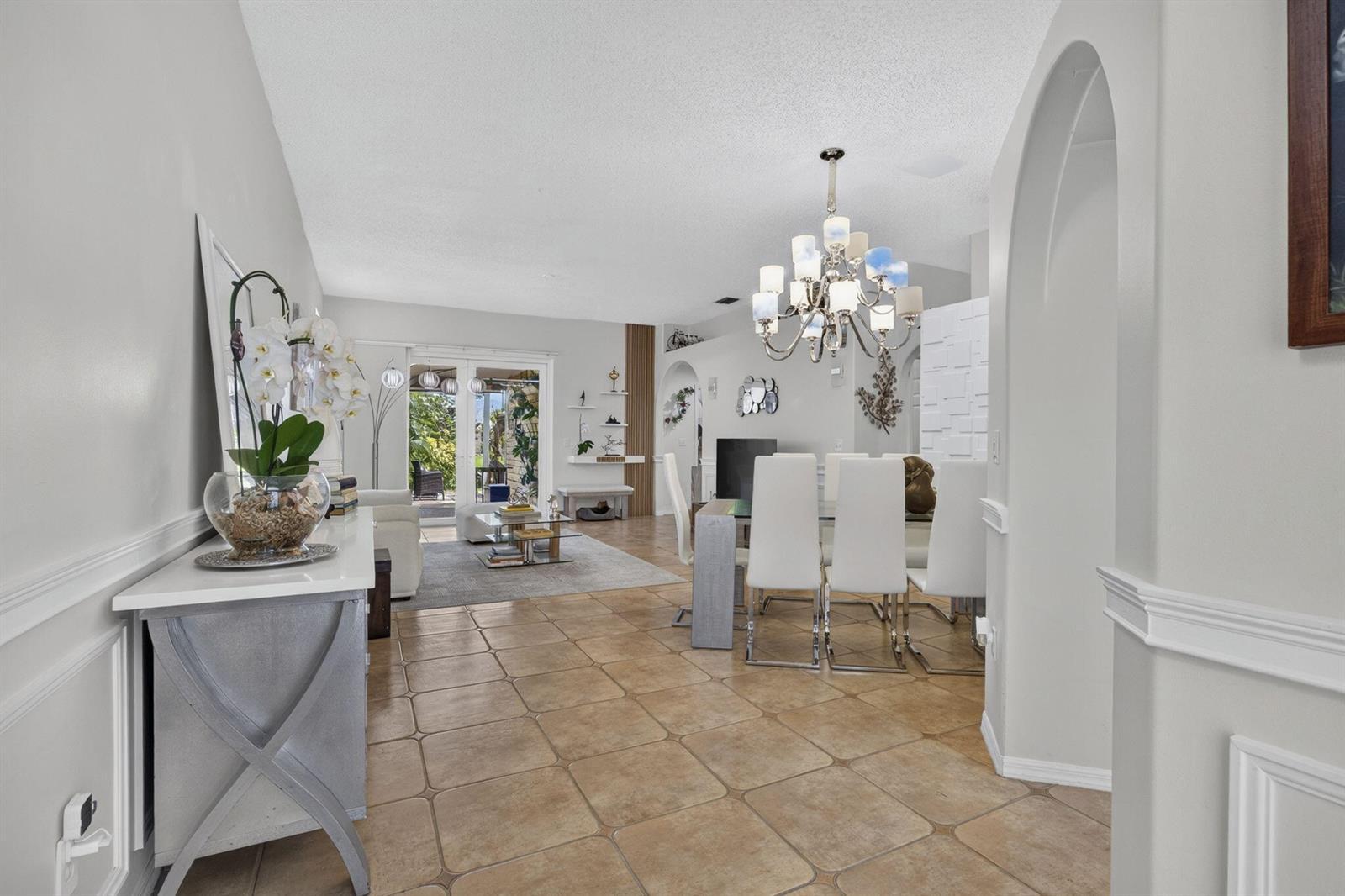 716 LAKE WELLINGTON Drive, Wellington FL 33414 photo 4